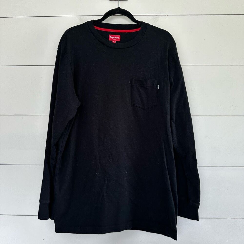 Supreme Women’s Extra Large Black Long Sleeve Tee